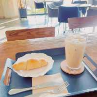 Gieok and Gieok Cafe