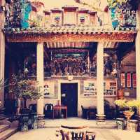 Peranakan Mansion: A Jewel Box of Straits Elegance in Summer