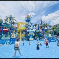 Dive into the Dream: Chimelong’s Water Spectacle 💧🎠