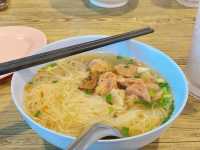 เอี่ยมเส็ง - ก๋วยเตี๋ยวหมูอบวัดกลาง