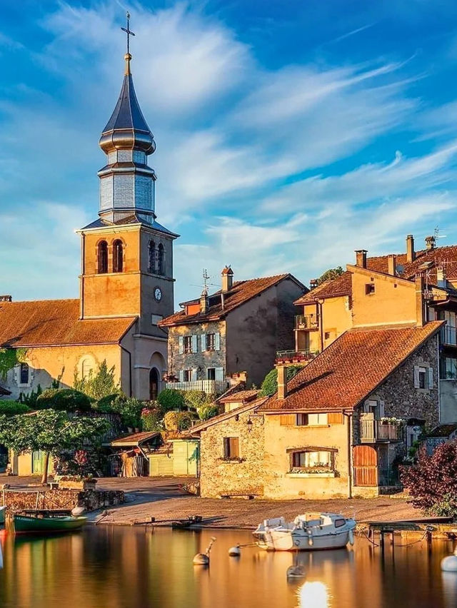 🇫🇷 Yvoire – A Blooming Gem by Lake Geneva 🌸
