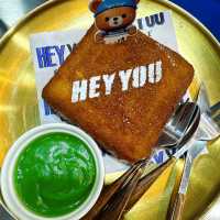 HAY YOU!! Cafe @bangsaen คาเฟ่ย่านบางแสน
