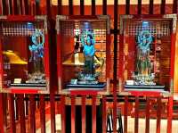 Discover the Buddha Tooth Relic Temple