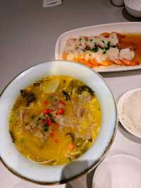 ทานอาหารเย็นที่ Grandma’s Home