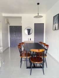 Cozy Comfort Stay at Emerald Avenue