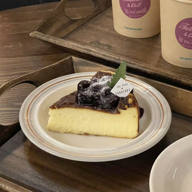 Retro Seoul Meets Paris Chic – My Visit to The Spot Fabulous, Seoul