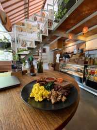 Secret Spot! Bali’s Cozy Corner of Clean Eating
