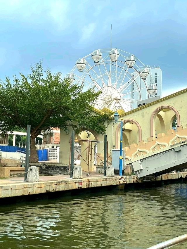 Melaka River Cruise – A Relaxing Ride Through History