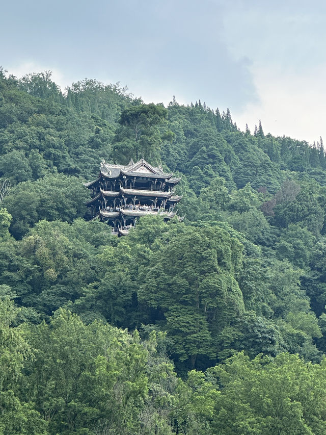問道青城山、拜水都江堰