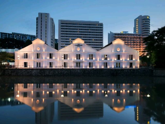 Stay in Style at The Warehouse Hotel – Singapore’s Heritage Gem with an Industrial Soul