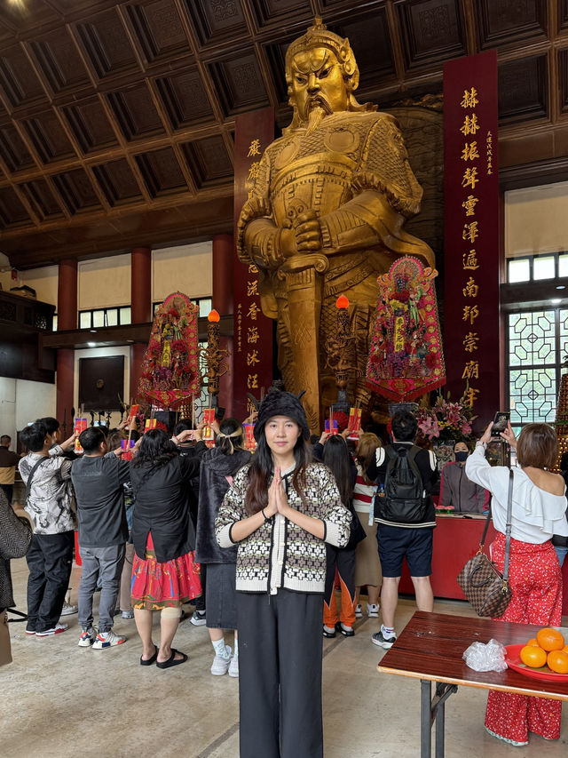 ไปไหว้พระขอพรที่วัดแชกงหมิวที่ฮ่องกง