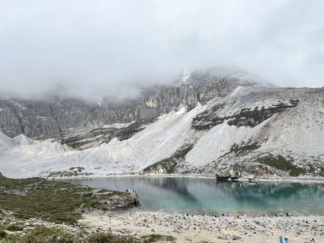 🏔️ Five-Colored Lake & Milk Lake — Sacred Beauty of Daocheng 