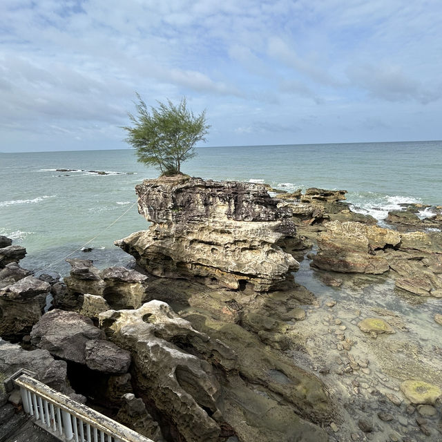 Small temple by the sea in Phu Quoc