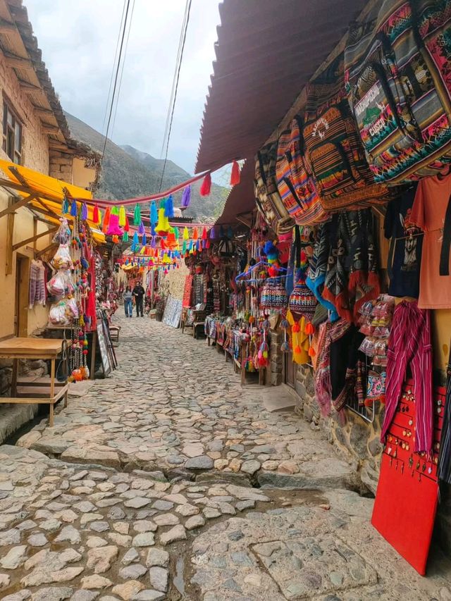 Stone Fortresses and Living History of Ollantaytambo