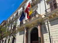 Historic Streets and Sicilian Flavors