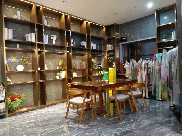 康鉑酒店（西安臨潼兵馬俑西花園地鐵站店）
