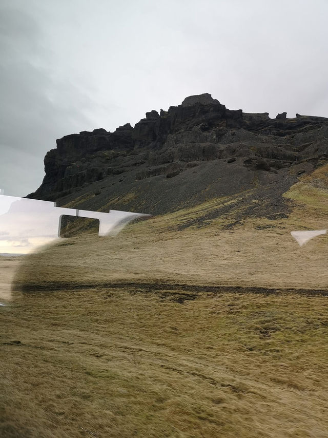 🇮🇸ヴィーク（Vík í Mýrdal）－アイスランド南部の絶景の村