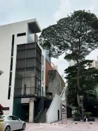 เดินถ่ายรูป ดูวิถีเมืองในย่าน Wan Chai