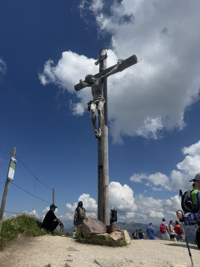 多羅米蒂最美山鋒—刀鋒山Seceda