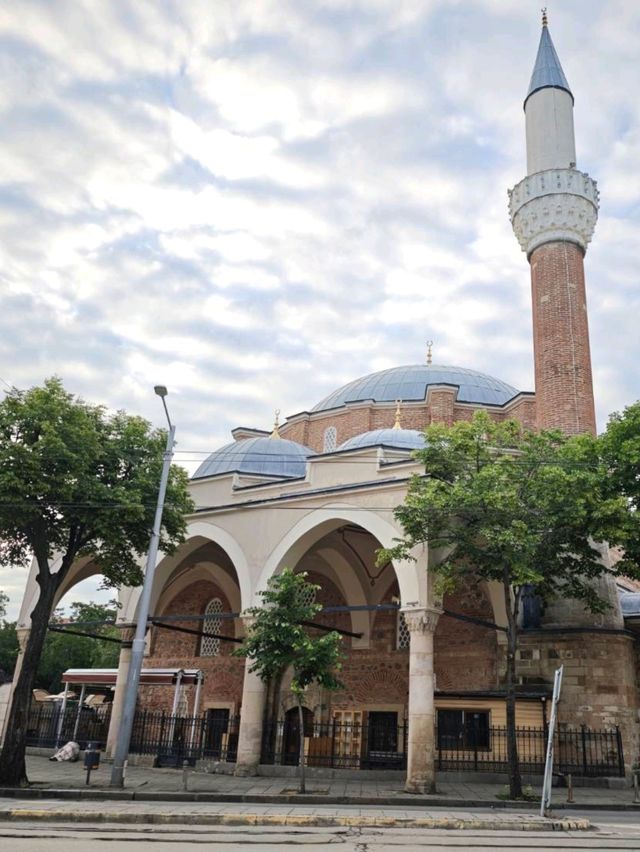 索菲亞目前唯一一座仍在使用的清真寺#班亞巴什清真寺 (Banya Bashi Mosque)-Sofia Bulgaria