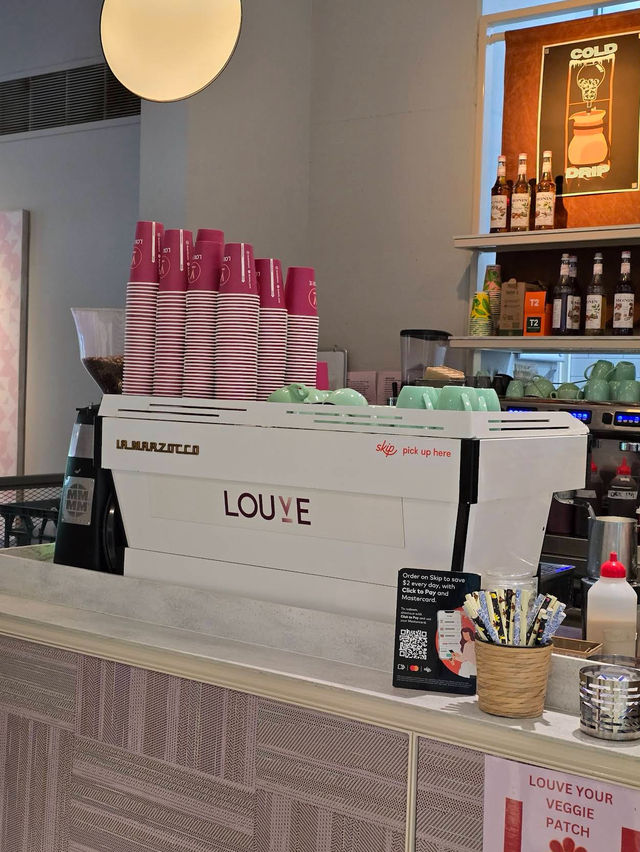Elegant Brews with a Courtyard Escape at Louve