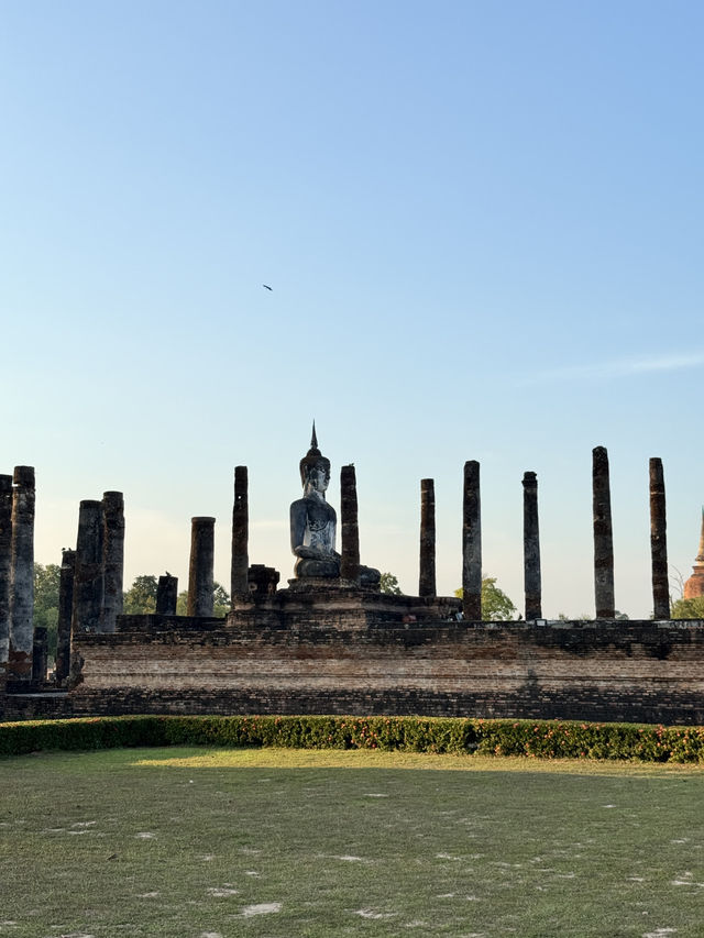 เยือนอุทยานประวัติศาสตร์สุโขทัย🚲🏰