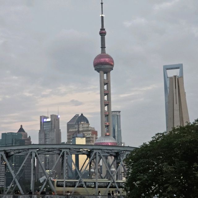 Shanghai Weekend Vibes: Neon Nights, Dreamy Eats & Disney Magic ⭐️🏮 Shanghai Weekend Vibes: Neon Nights, Dreamy Eats & Disney Magic ⭐️🏮