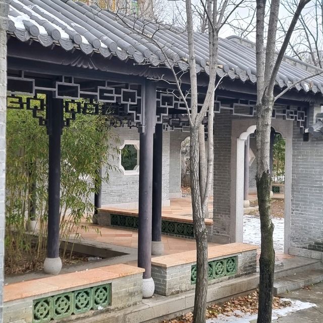 수원에서 볼 수 있는 광동식 전통 공원, 월화원 수원에서 볼 수 있는 광동식 전통 공원, 월화원