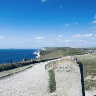 🌊 Coastal Cliffs at Durdle Door
