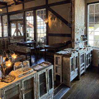 [Oita Prefecture, the "Onsen Prefecture"] A cute cafe near Usa Shrine: [PEOPLE STATION]