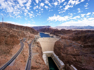 ​[US West Road Trip: Hoover Dam] Unlock the "Transformers" Base! Witness the Surreal Blue "Sci-Fi Miracle" in the Desert.
