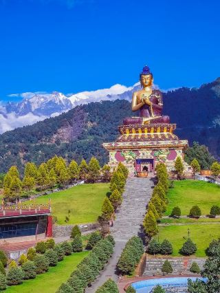 最佳休閒勝地：拉旺拉佛陀公園🌄🧘‍♂️