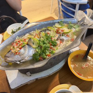 九龍城好受街坊歡迎嘅泰國菜😋