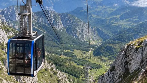 🏔️ อุทยานแห่งชาติปิโกสเดยูโรปา (Picos de Europa) สวรรค์ของคนรักธรรมชาติในสเปน 🇪🇸 — traveler post in เลออน