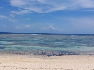 Nangaramoan White Sand Beach