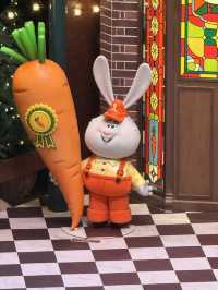 Ticket to Christmas at Pacific Place: A Storybook Train Station in the Middle of Hong Kong