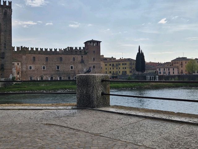 Historic castle in the heart of Verona with a medieval walking bridge