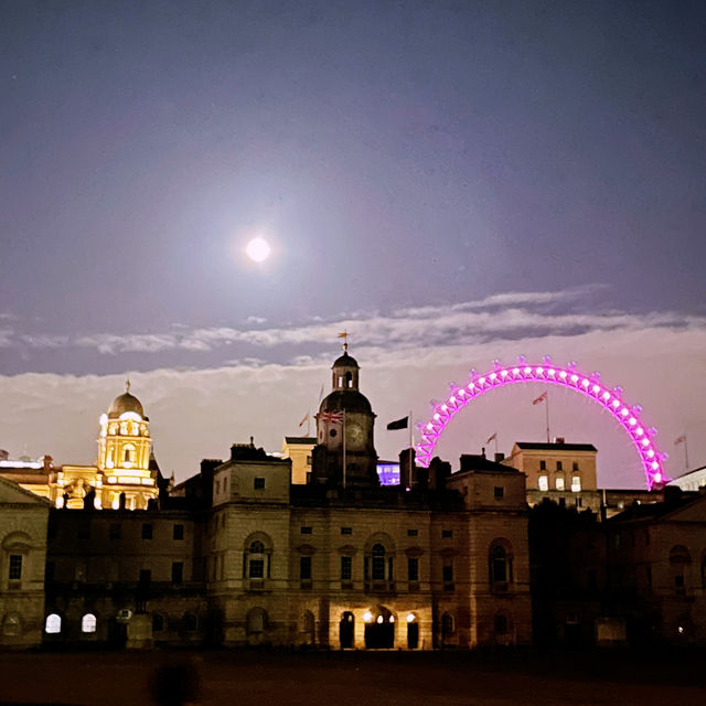 🌙 London After Dark: A Night Walk from Chinatown to the Millennium Bridge ✨