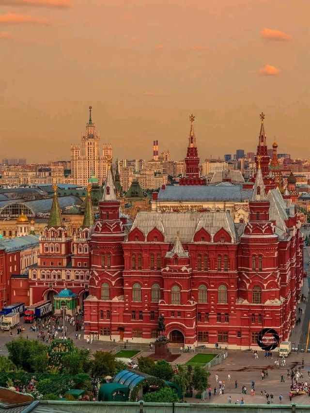 🏰 Red Square: The Heartbeat of Moscow’s History and Power 🇷🇺✨