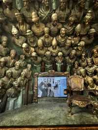 🎨 Unlock Your Eyes to Art: Gallery of Genius Zuraab Tsereleli Right in Moscow's Heart! 