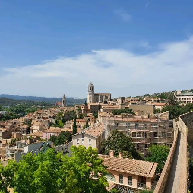 A Peaceful Day in Girona