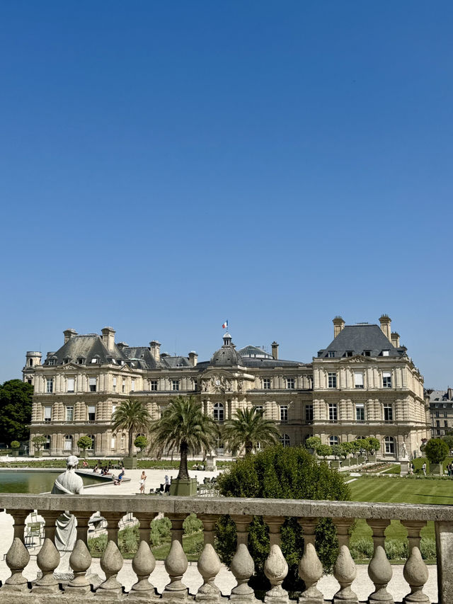 SERENITY IN THE HEART OF PARIS | THE LUXEMBOURG GARDEN