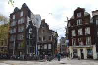 Explore Amsterdam & around without emptying your wallet 🌷🚲