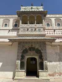 👑 Jaipur's Royal Heart: Inside the Magnificent City Palace