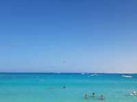 หาดสวย น้ำใส อัลมาร์ซาร์ "Long beach almaza bay"