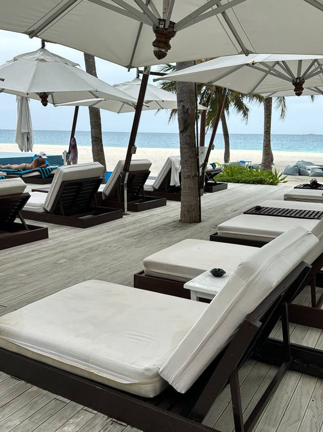 Velassaru Maldives — Where Every Sunset Feels Like a Love Letter