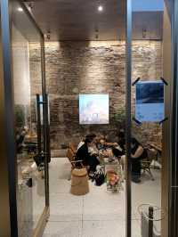 Super cute cafe on Tianping road 
