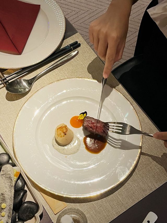 熟人带路先知嘅私房菜館