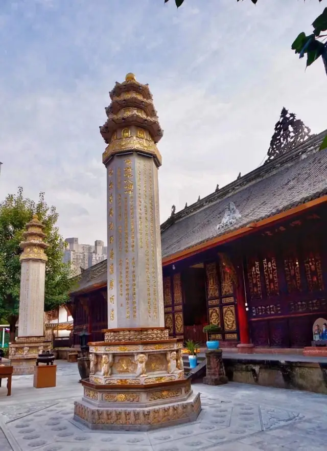 Daci Temple - A Must-Visit Destination in Chengdu!