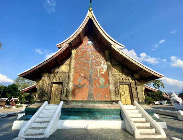 琅勃拉邦唯一的皇家寺院“香通寺”